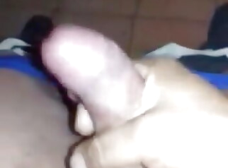 amateur Semen caliente ♨️ locker room masturbation